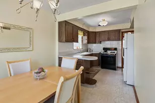 5335 N Natchez Ave, Chicago, IL 60656 - Photo 6