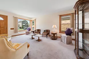 5335 N Natchez Ave, Chicago, IL 60656 - Photo 2