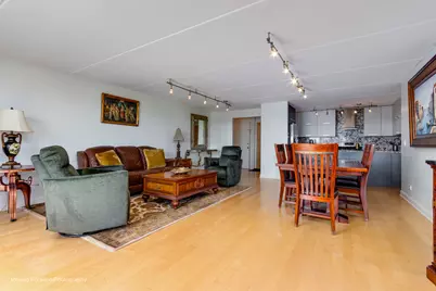 8540 W Foster Avenue #503, Norridge, IL 60706 - Photo 2