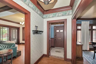 10516 S Seeley Avenue, Chicago, IL 60643 - Photo 2