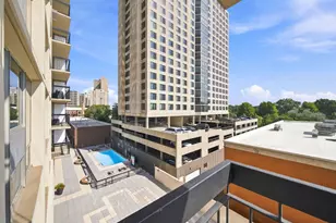 5201 S Cornell Ave, Chicago, IL 60615 - Photo 10