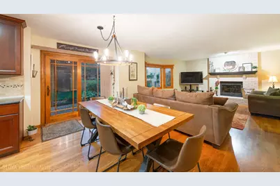 620 Canyon Lane, Elgin, IL 60123 - Photo 20