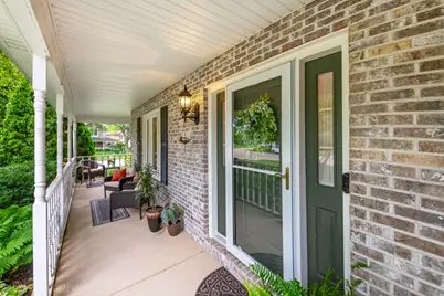620 Canyon Lane, Elgin, IL 60123 - Photo 2