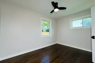 318 N Owen St, Mount Prospect, IL 60056 - Photo 8