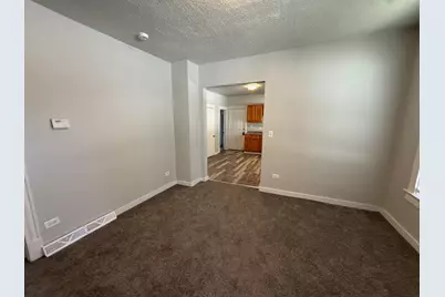 637 8th Street, Waukegan, IL 60085 - Photo 4
