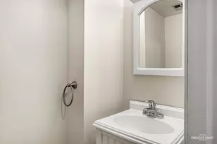 1681 Ashburn Ct, Wheaton, IL 60189 - Photo 10