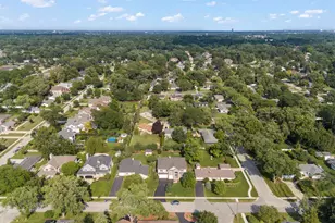 1711 Driving Park Rd, Wheaton, IL 60187 - Photo 38