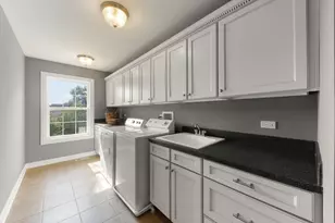 1711 Driving Park Rd, Wheaton, IL 60187 - Photo 26