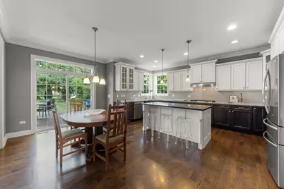 1711 Driving Park Road, Wheaton, IL 60187 - Photo 8