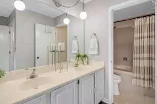 1616 Wildwood Ln, Darien, IL 60561 - Photo 20