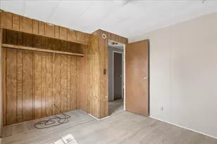 273 Duke Dr, Lynwood, IL 60411 - Photo 6