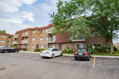 701 W Central Road #B4, Mount Prospect, IL 60056 - Photo 4