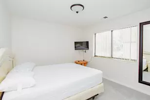 701 W Central Rd, Mount Prospect, IL 60056 - Photo 12