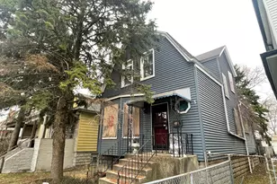 8816 S Lowe Ave, Chicago, IL 60620 - Photo 2