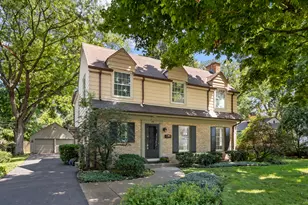 633 Forest Rd, Glenview, IL 60025 - Photo 2