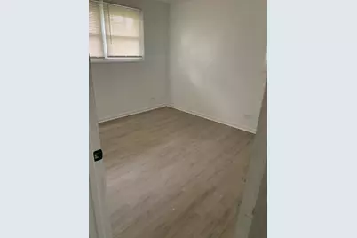 1031 E 146th Street, Dolton, IL 60419 - Photo 10