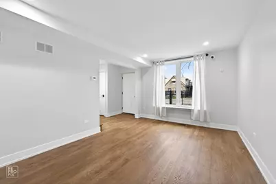 3341 W Iowa Street, Chicago, IL 60651 - Photo 8
