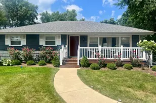1314 Greenwood Ave, Deerfield, IL 60015 - Photo 2
