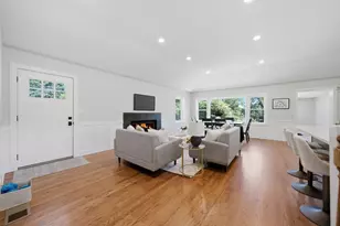 75 Brookdale Ln, Palatine, IL 60067 - Photo 4
