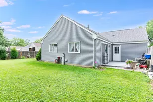 57 Afton Dr, Montgomery, IL 60538 - Photo 16