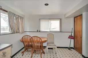 2221 Francine Ave, Joliet, IL 60436 - Photo 22