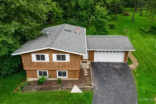 6N365 Essex Ave, Saint Charles, IL 60174 - Photo 4