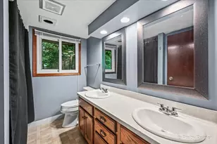6N365 Essex Ave, Saint Charles, IL 60174 - Photo 16