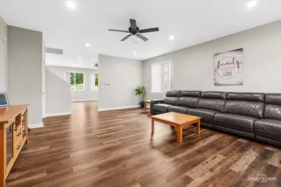 830 Valley Stream Drive, Pingree Grove, IL 60140 - Photo 2