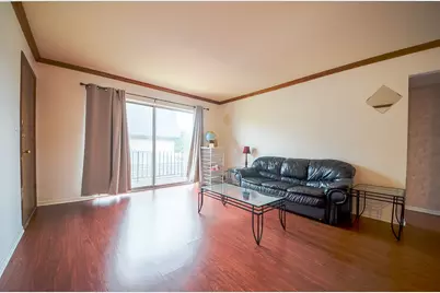 916 S Plum Grove Road #223, Palatine, IL 60067 - Photo 2