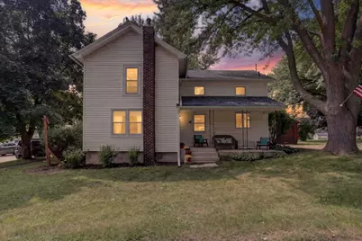 110 N Harrison Street, Cedarville, IL 61013 - Photo 2