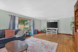 110 N Harrison St, Cedarville, IL 61013 - Photo 8