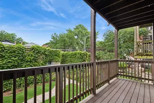 1530 W Elmdale Ave, Chicago, IL 60660 - Photo 18