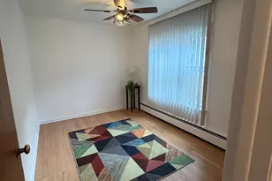 1995 Howard St, Des Plaines, IL 60018 - Photo 8