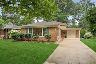 332 Scott Ave, Glen Ellyn, IL 60137 - Photo 1