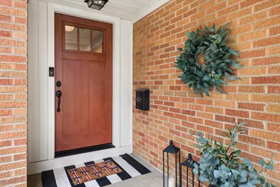 332 Scott Avenue, Glen Ellyn, IL 60137 - Photo 2