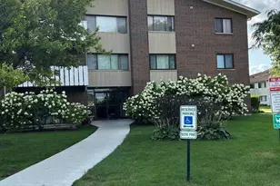 1000 Bayside Dr, Palatine, IL 60074 - Photo 1