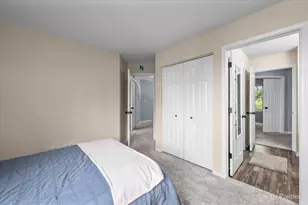1911 Pine Dr, McHenry, IL 60051 - Photo 20