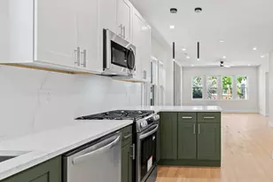 4829 W Strong St, Chicago, IL 60630 - Photo 6