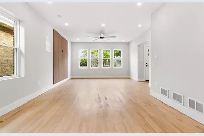 4829 W Strong Street, Chicago, IL 60630 - Photo 4