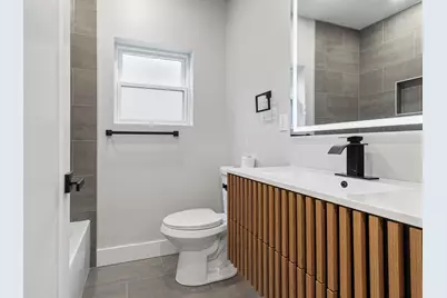 4829 W Strong Street, Chicago, IL 60630 - Photo 12