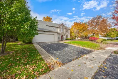 722 Aster Drive, Gurnee, IL 60031 - Photo 2