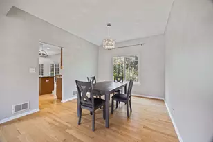 722 Aster Dr, Gurnee, IL 60031 - Photo 6