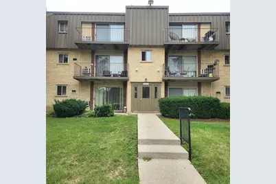 575 Fairway View Drive #1F, Wheeling, IL 60090 - Photo 1