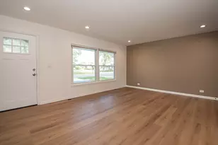 1021 Lonsdale Rd, Elk Grove Village, IL 60007 - Photo 6