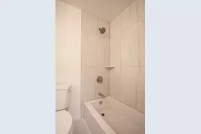 1021 Lonsdale Road, Elk Grove Village, IL 60007 - Photo 16