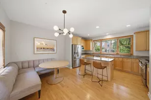 860 N Elston Ave, Chicago, IL 60642 - Photo 2