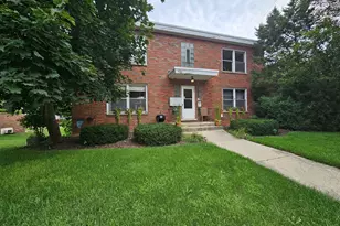 1032 Dean St, Saint Charles, IL 60174 - Photo 1