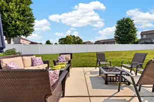 3 Flag Tree Court, Bloomington, IL 61705 - Photo 44