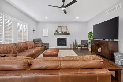 3 Flag Tree Court, Bloomington, IL 61705 - Photo 12