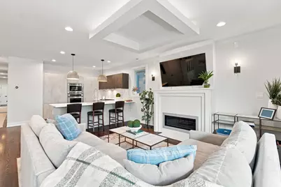 2210 W Chicago Avenue #2E, Chicago, IL 60622 - Photo 4